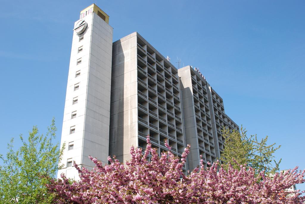 Intourist-Zakarpattia Hotel Uzjhorod Eksteriør billede